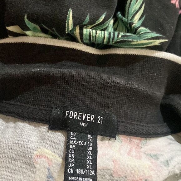 Forever 21 Men Shirt Size XL US - Picture 7 of 10